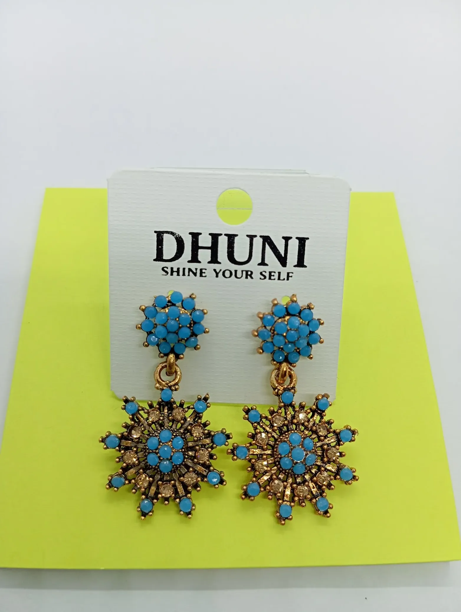 Dhuni Blue Stone Studded Earrings