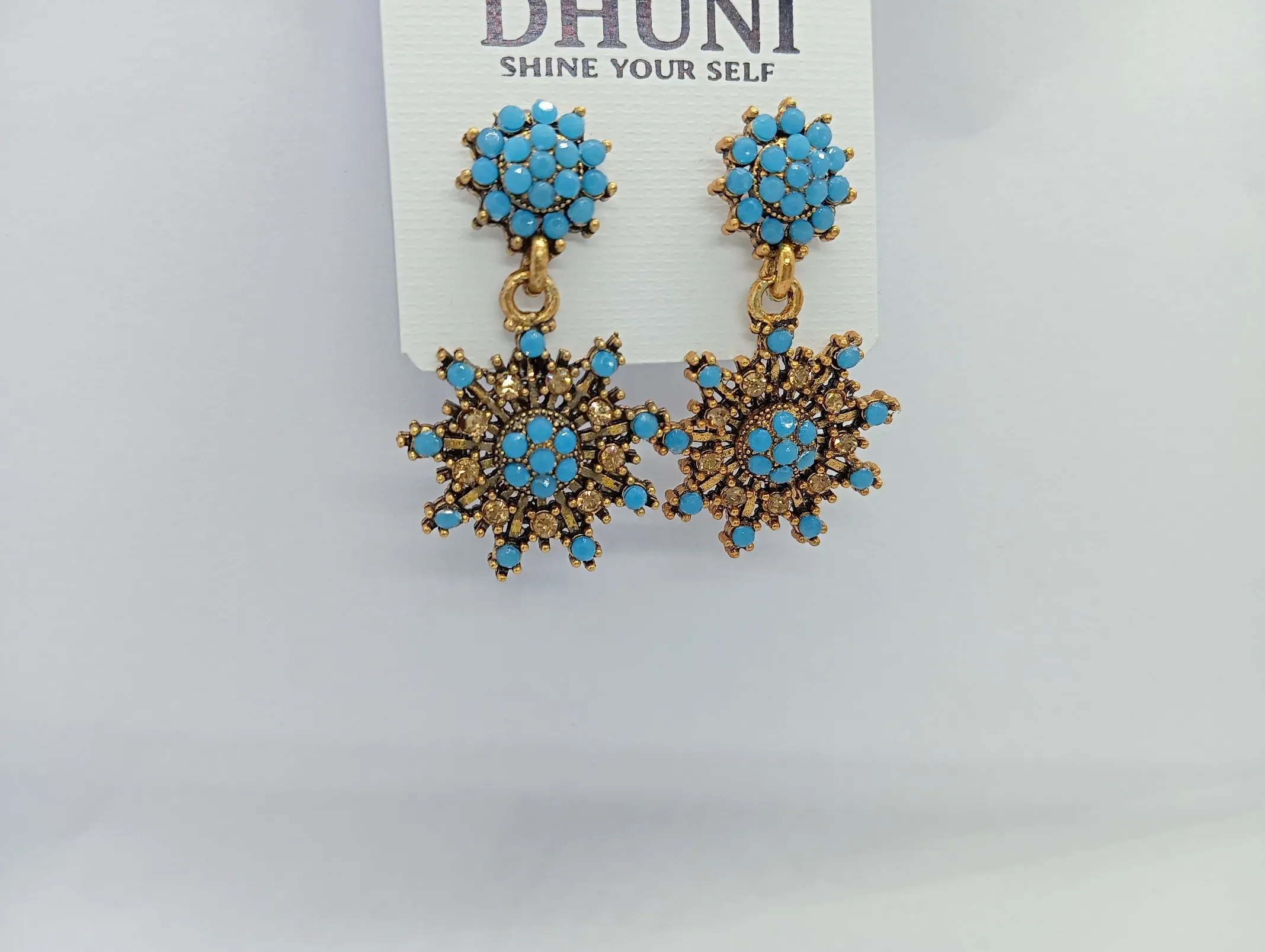 Dhuni Blue Stone Studded Earrings