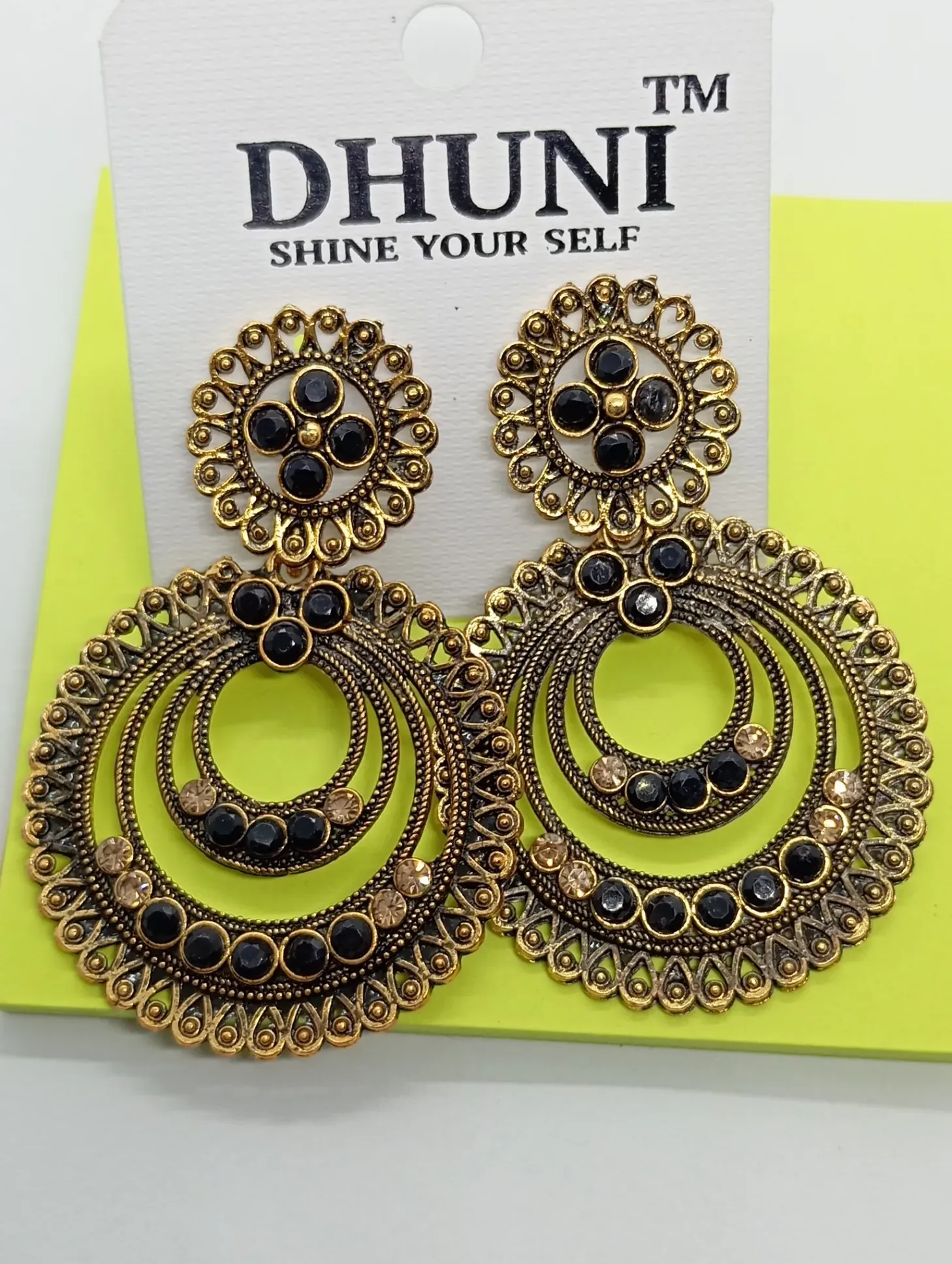 Dhuni Ethnic Jhumka Earrings