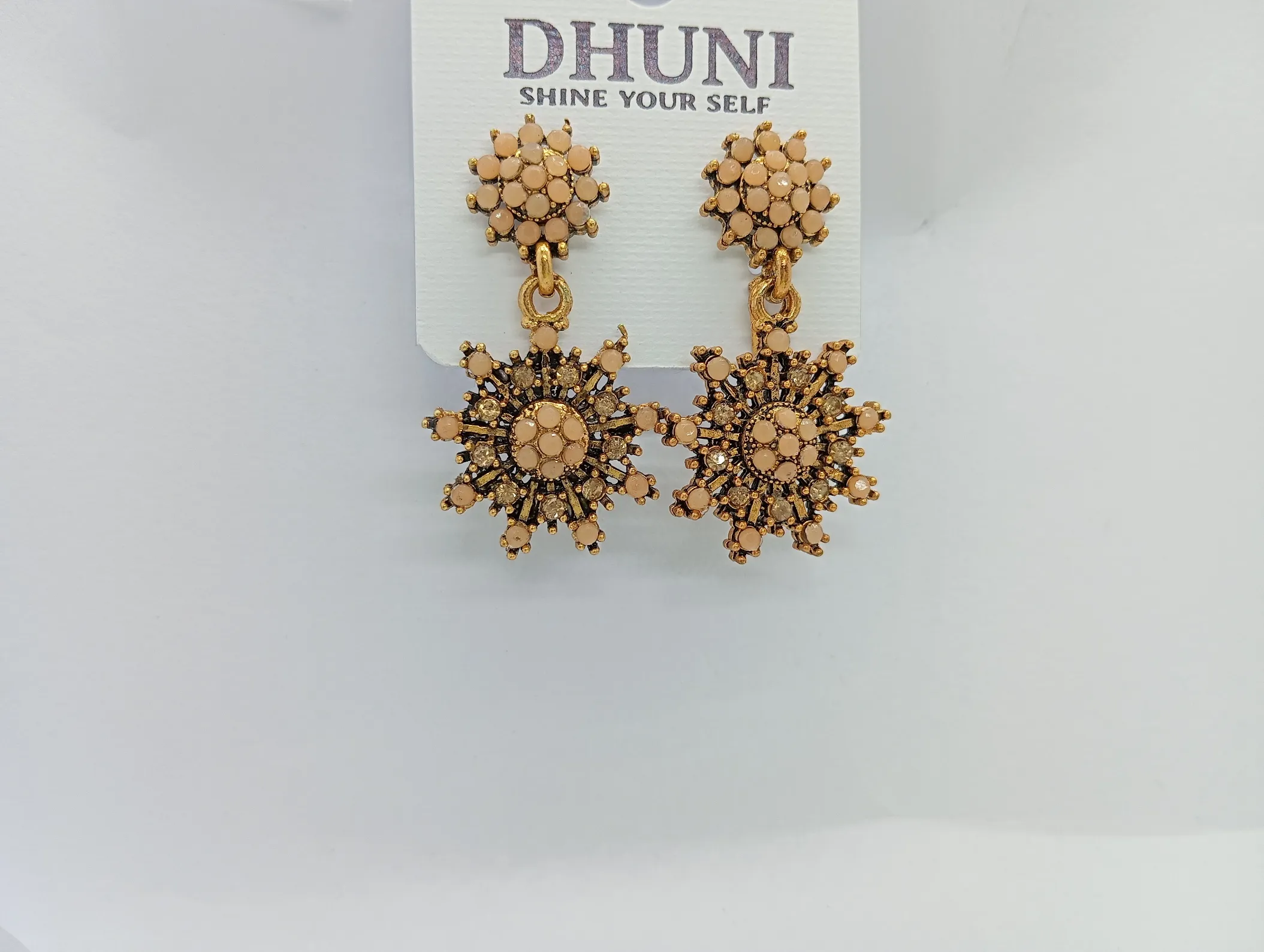 Dhuni Floral Earrings