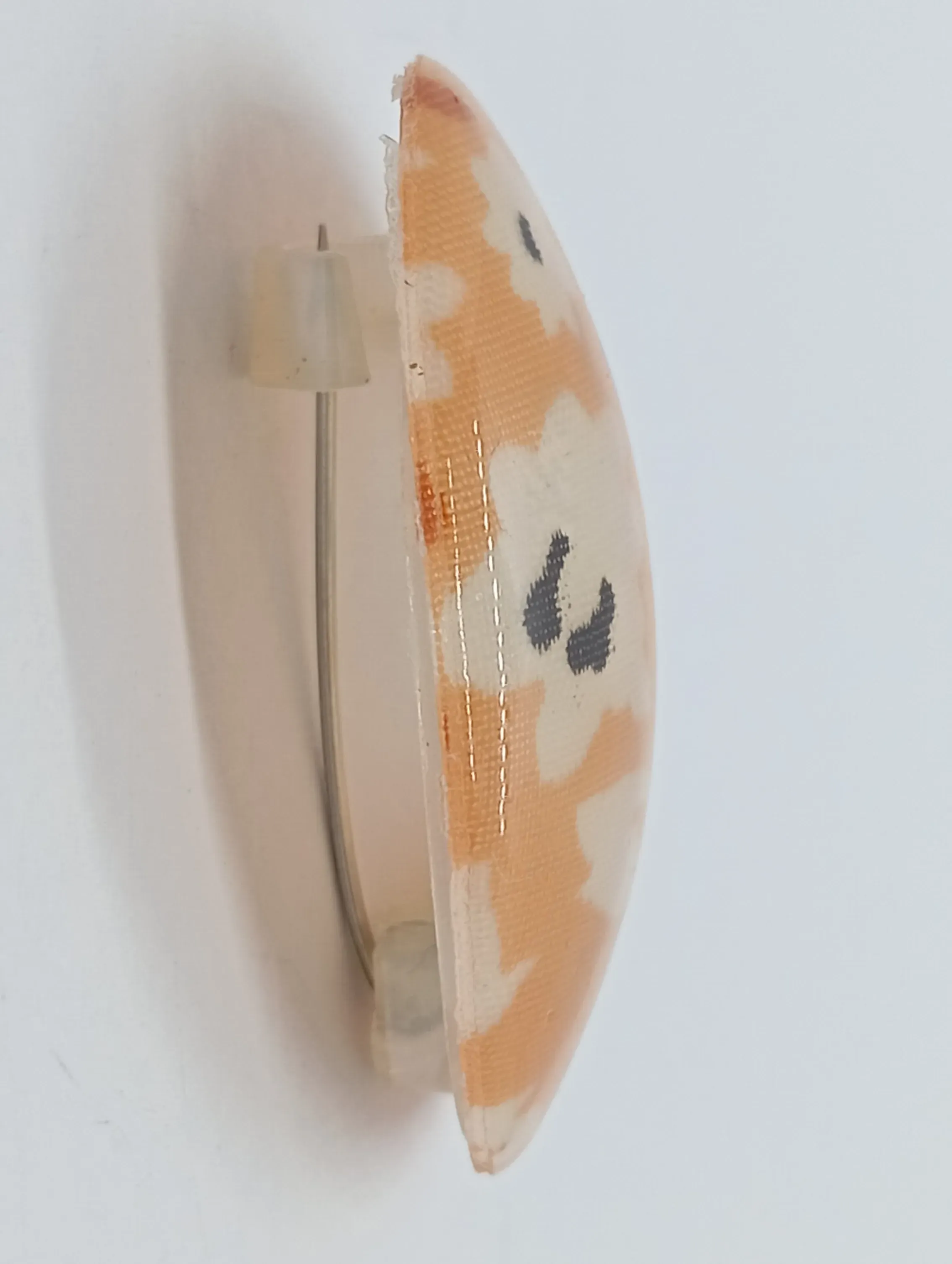 Floral Fabric Saari pin