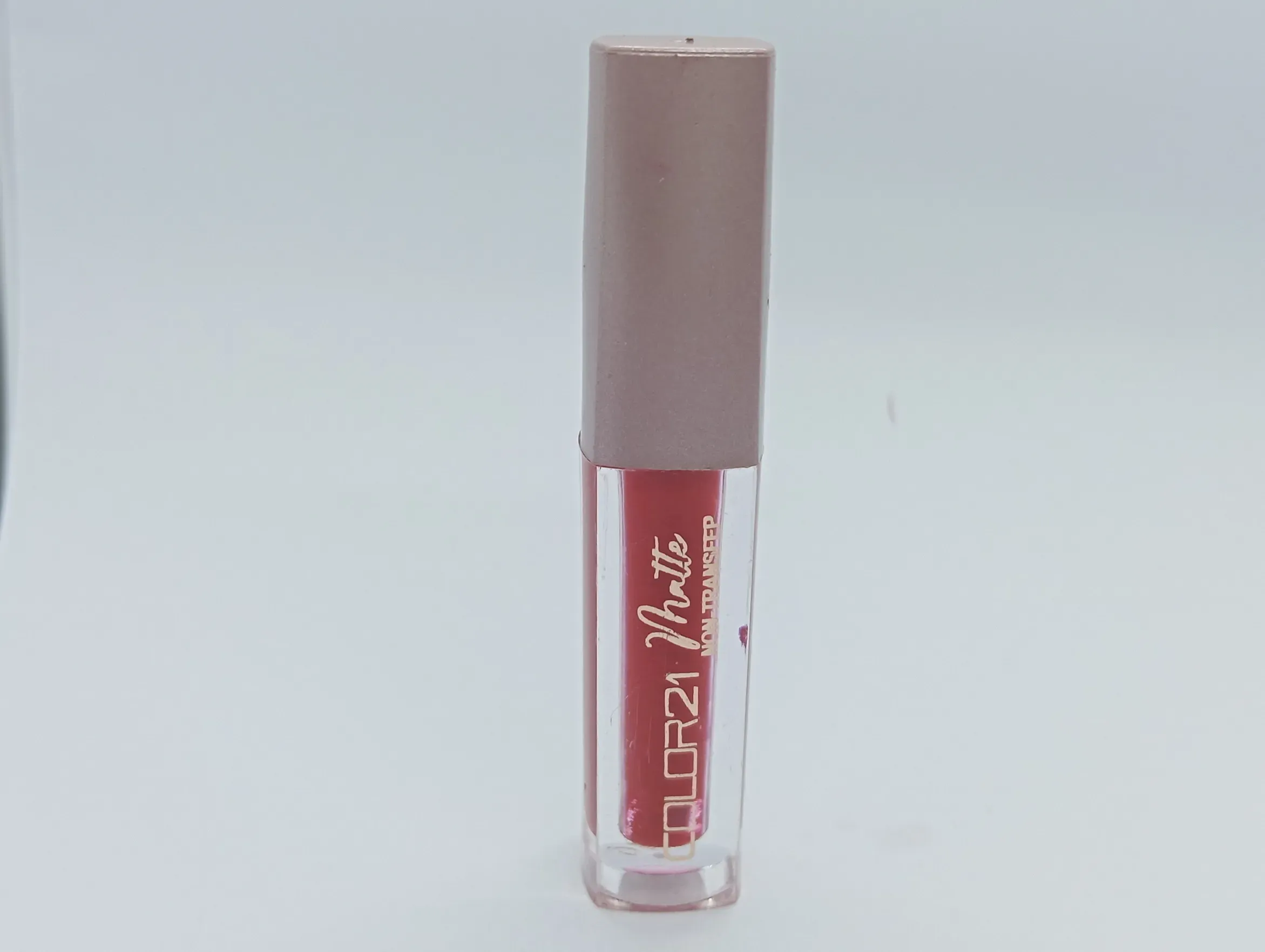 Color21 Matte Non-Transfer Lipstick