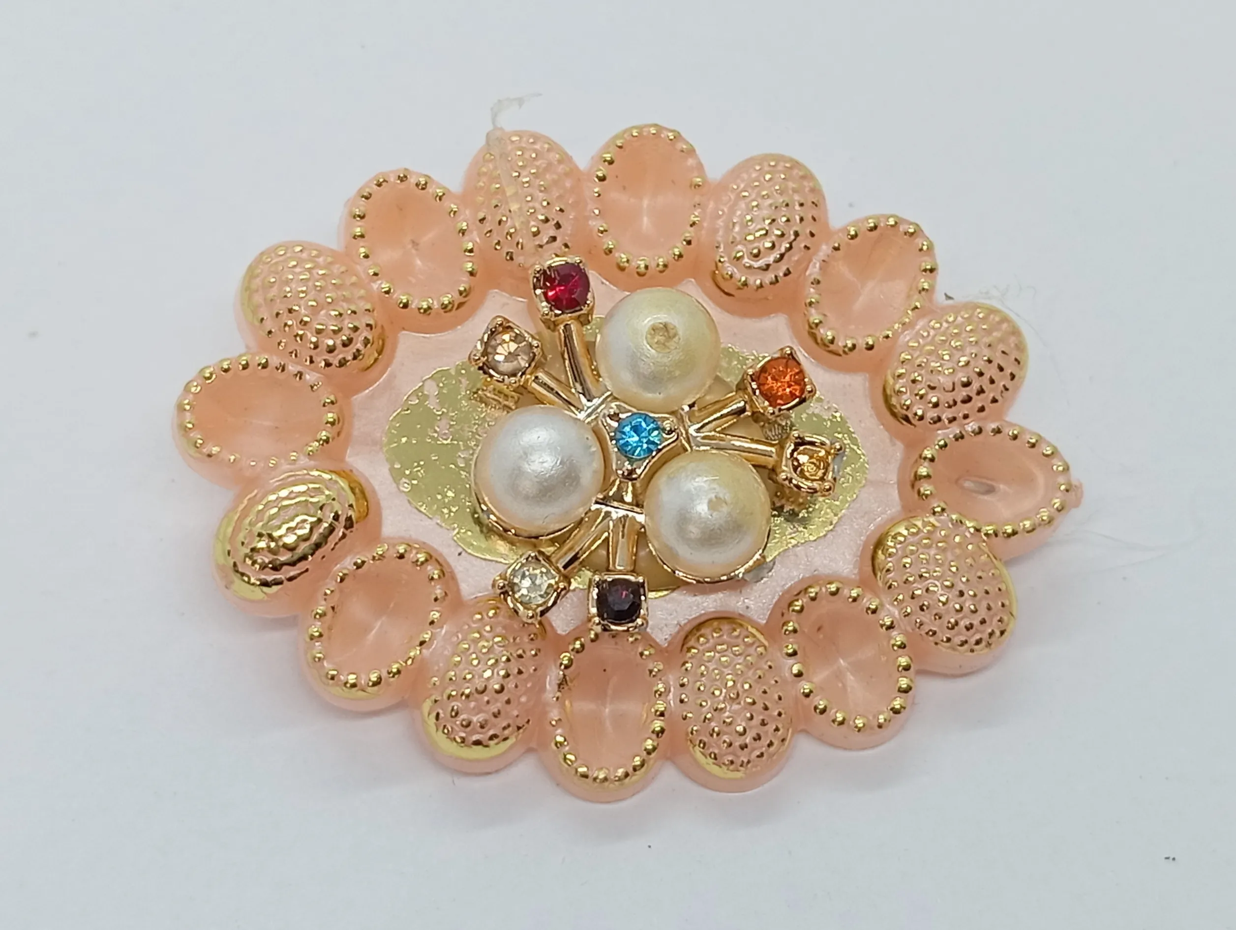 Pearl Embellished Hair Clip