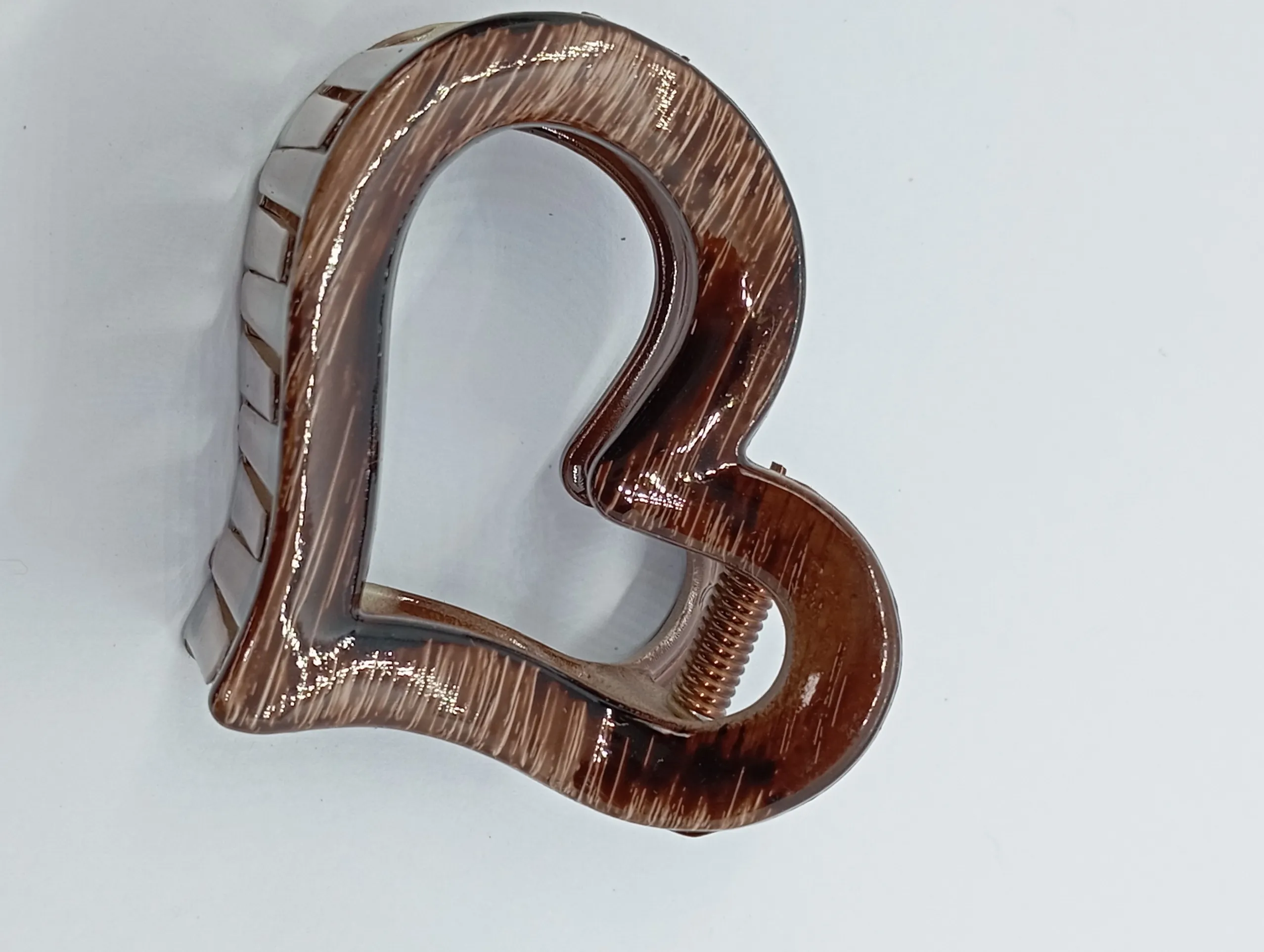 Heart-Shaped Hair Claw Clip