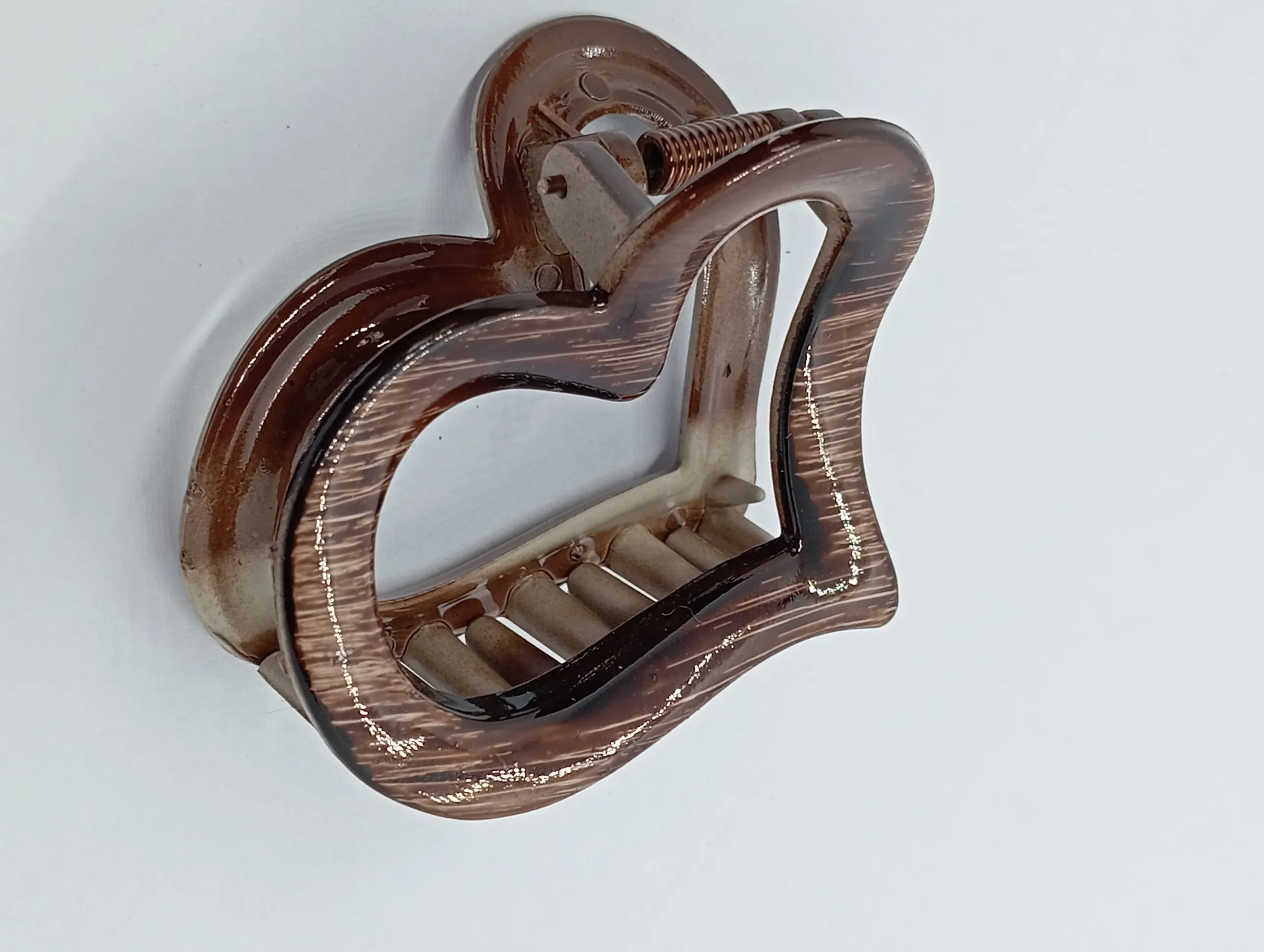 Heart-Shaped Hair Claw Clip