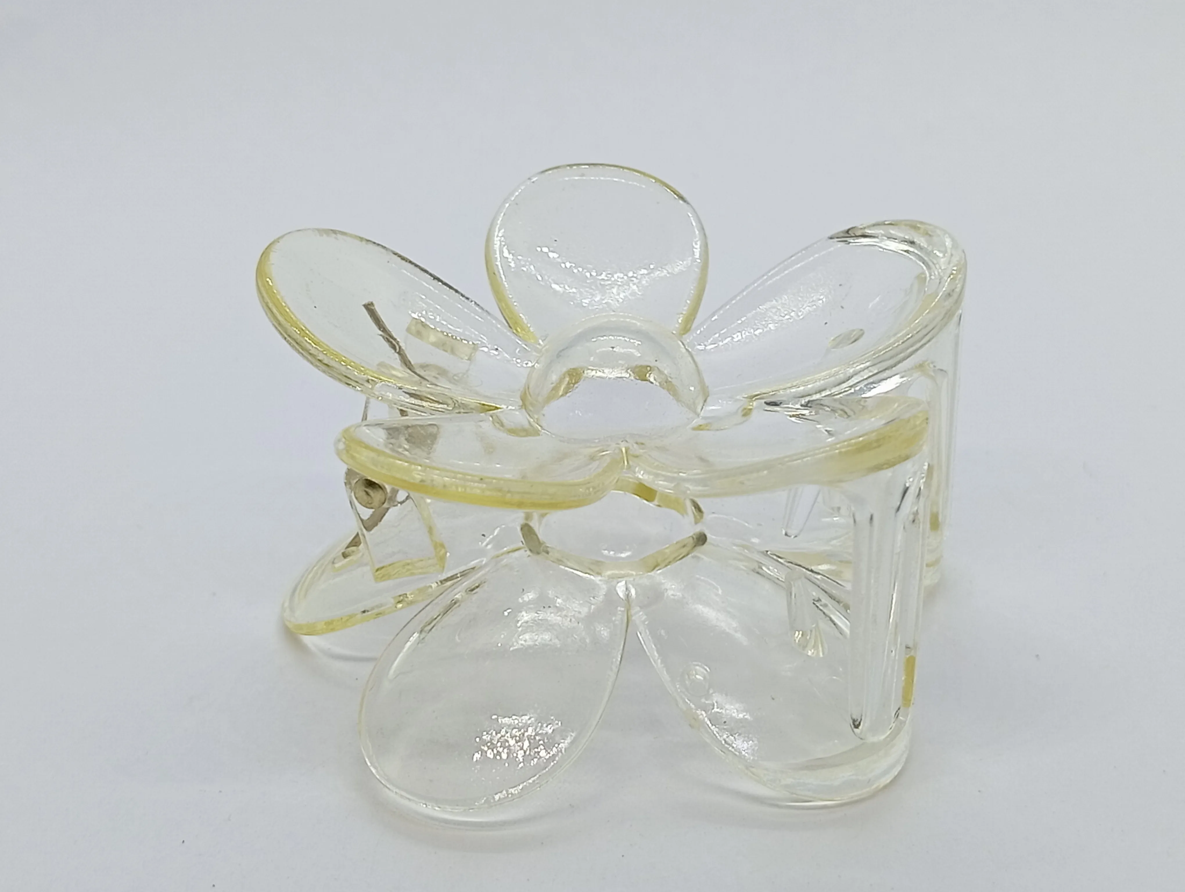 Flower-Shaped Hair Claw Clip