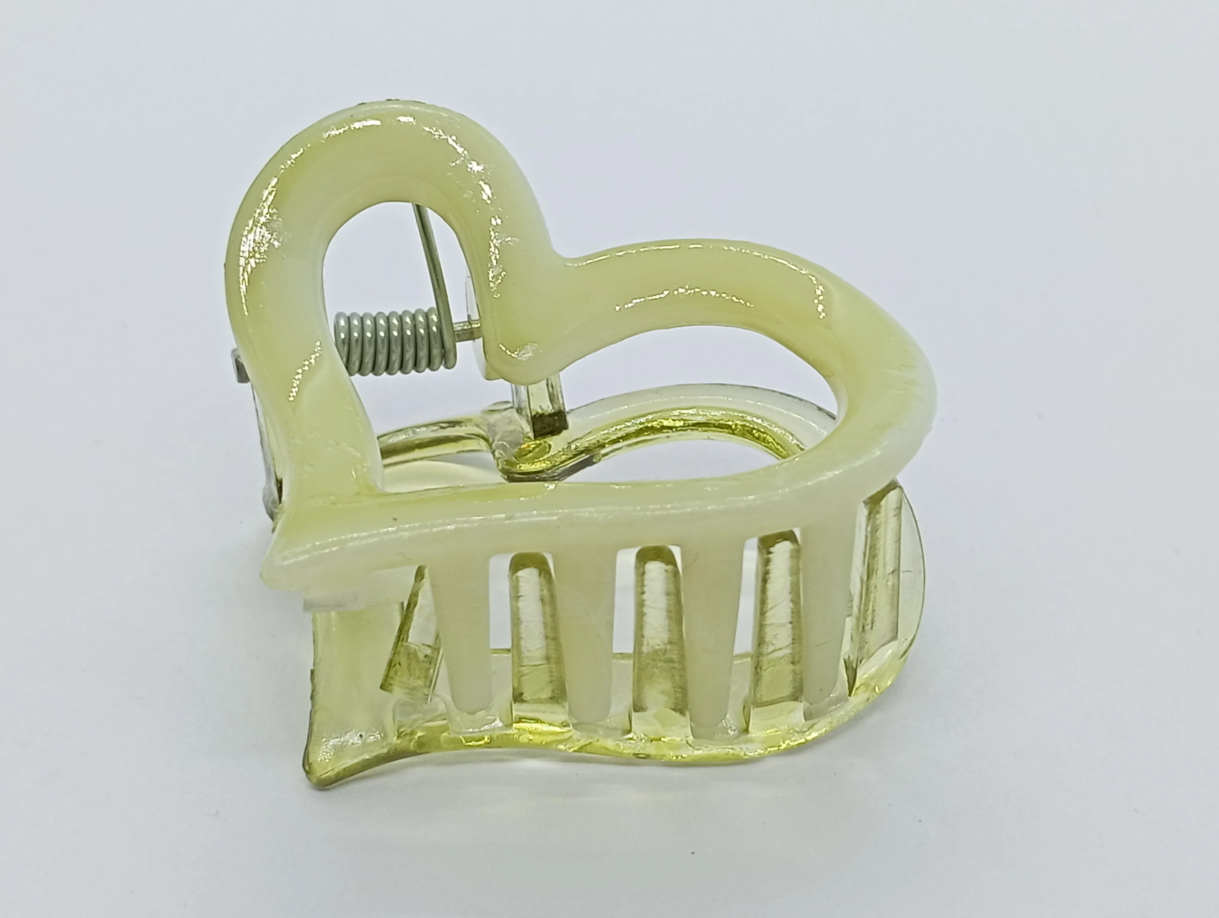 Heart-Shaped Hair Claw Clip