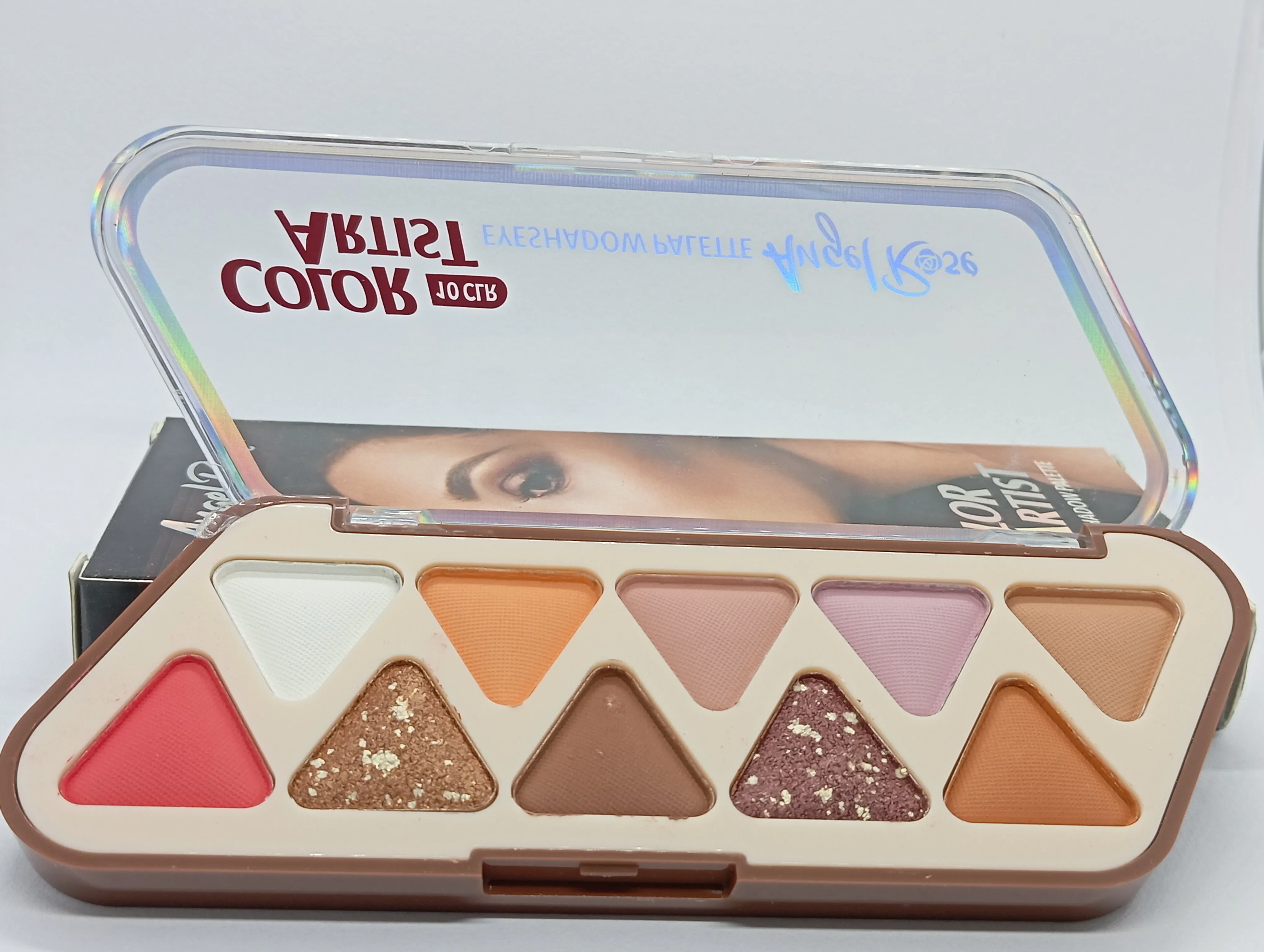 Color Artist Eyeshadow Palette
