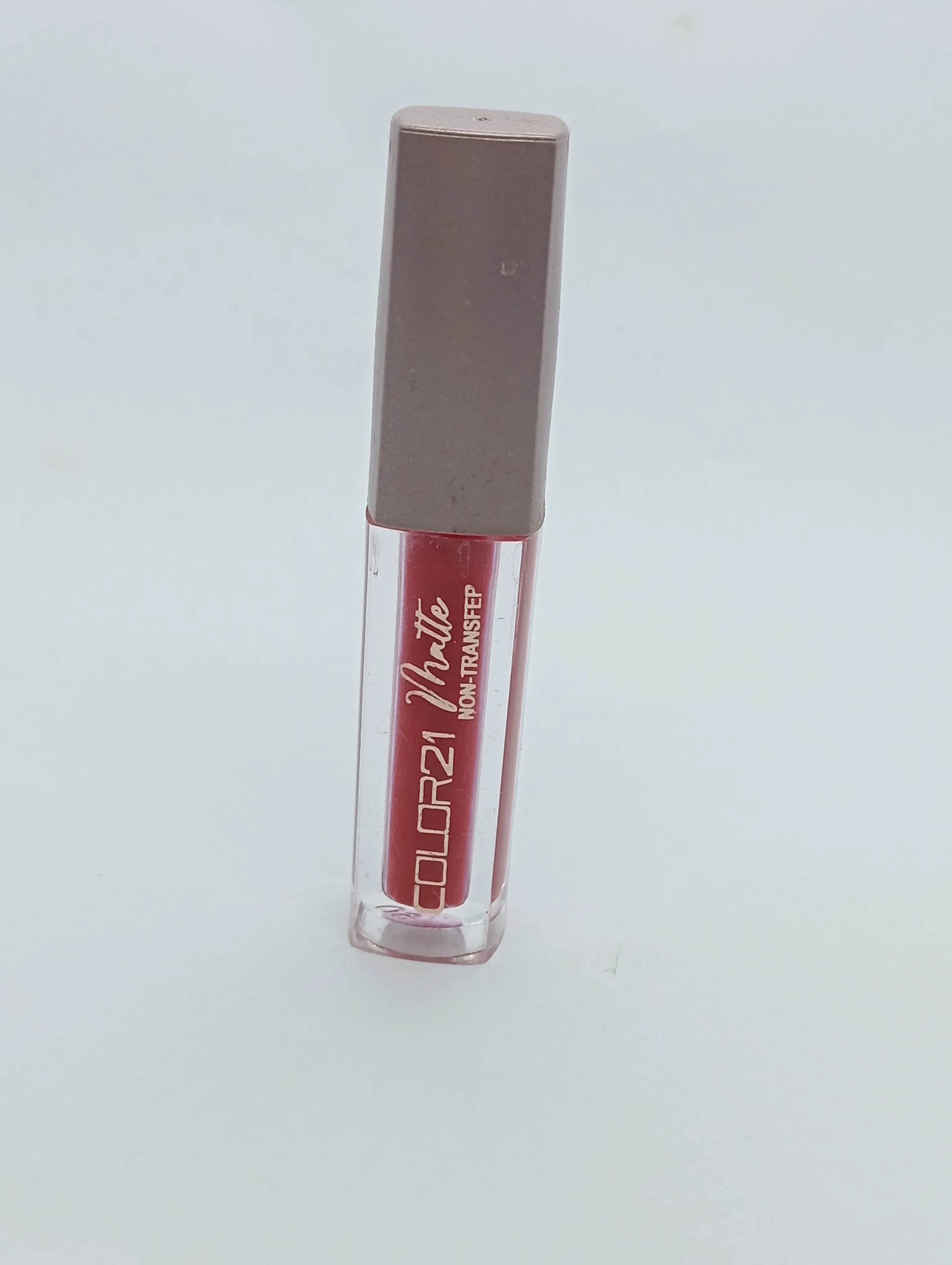 Color21 Matte Non-Transfer Lipstick