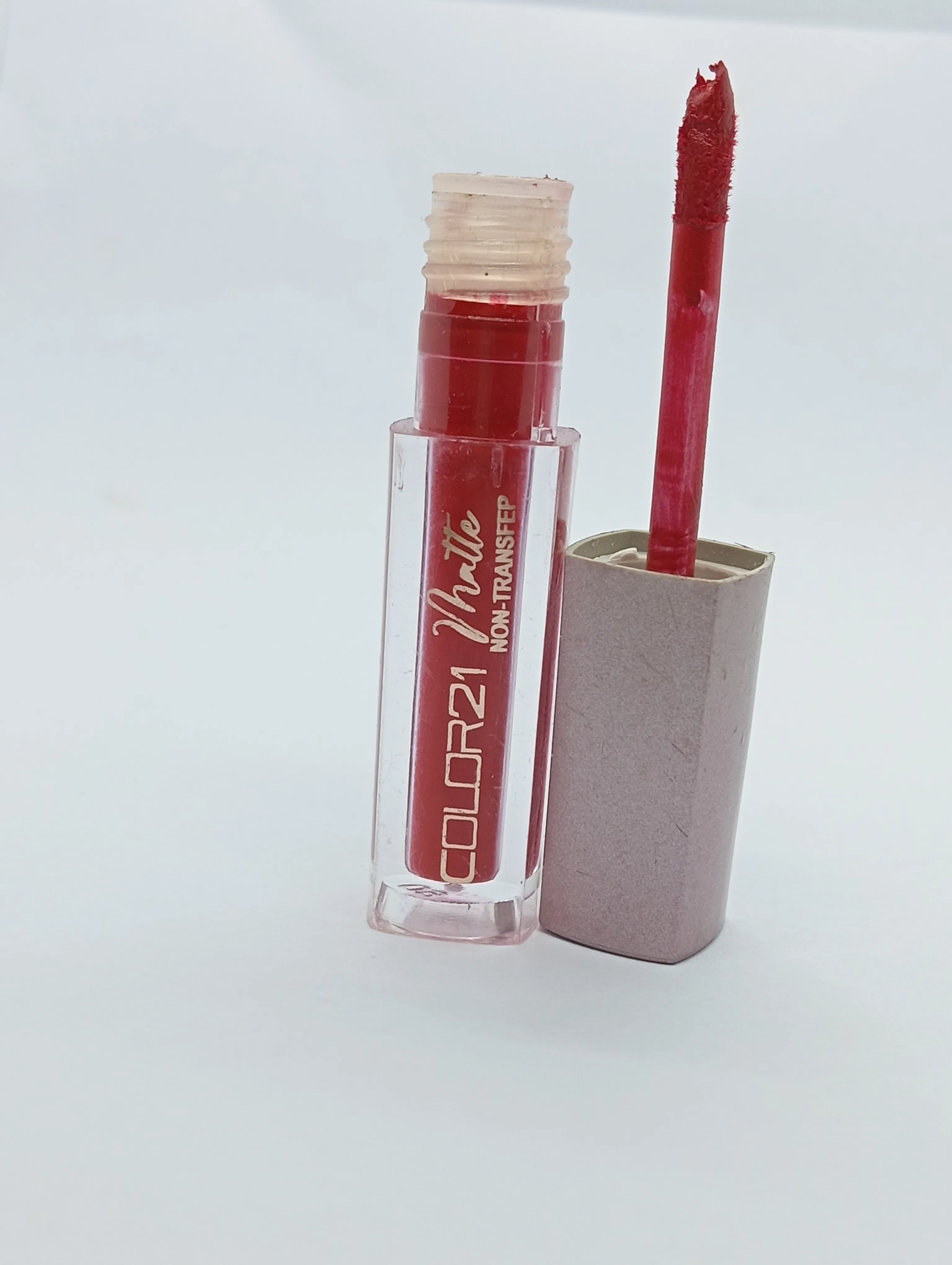 Color21 Matte Non-Transfer Lipstick