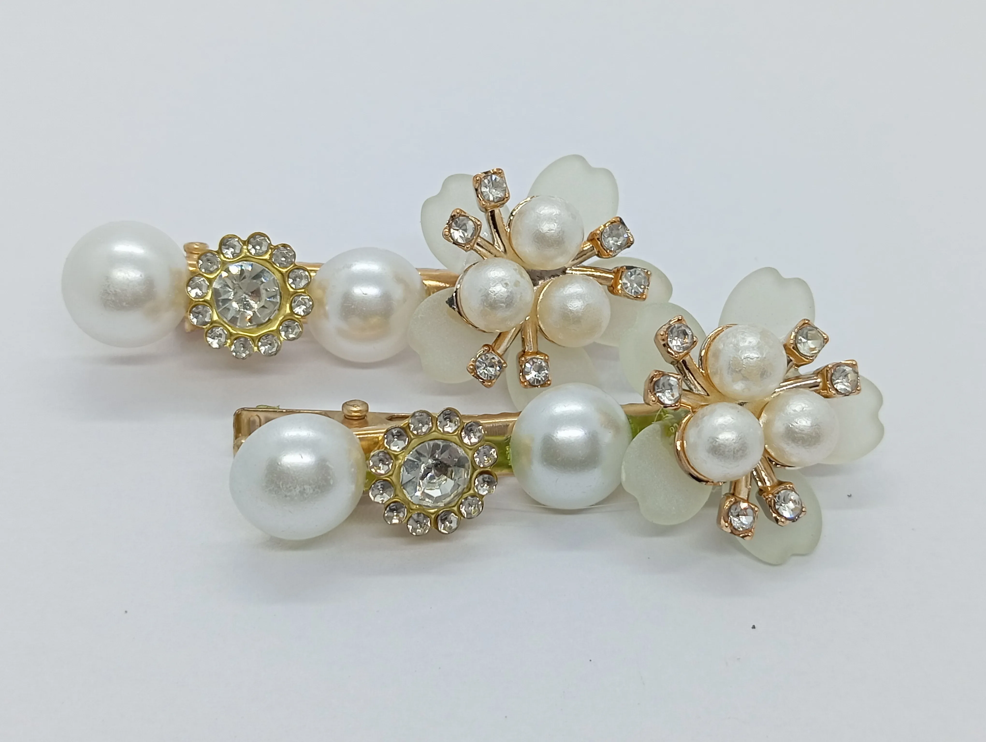 Pearl Flower Hair Clips