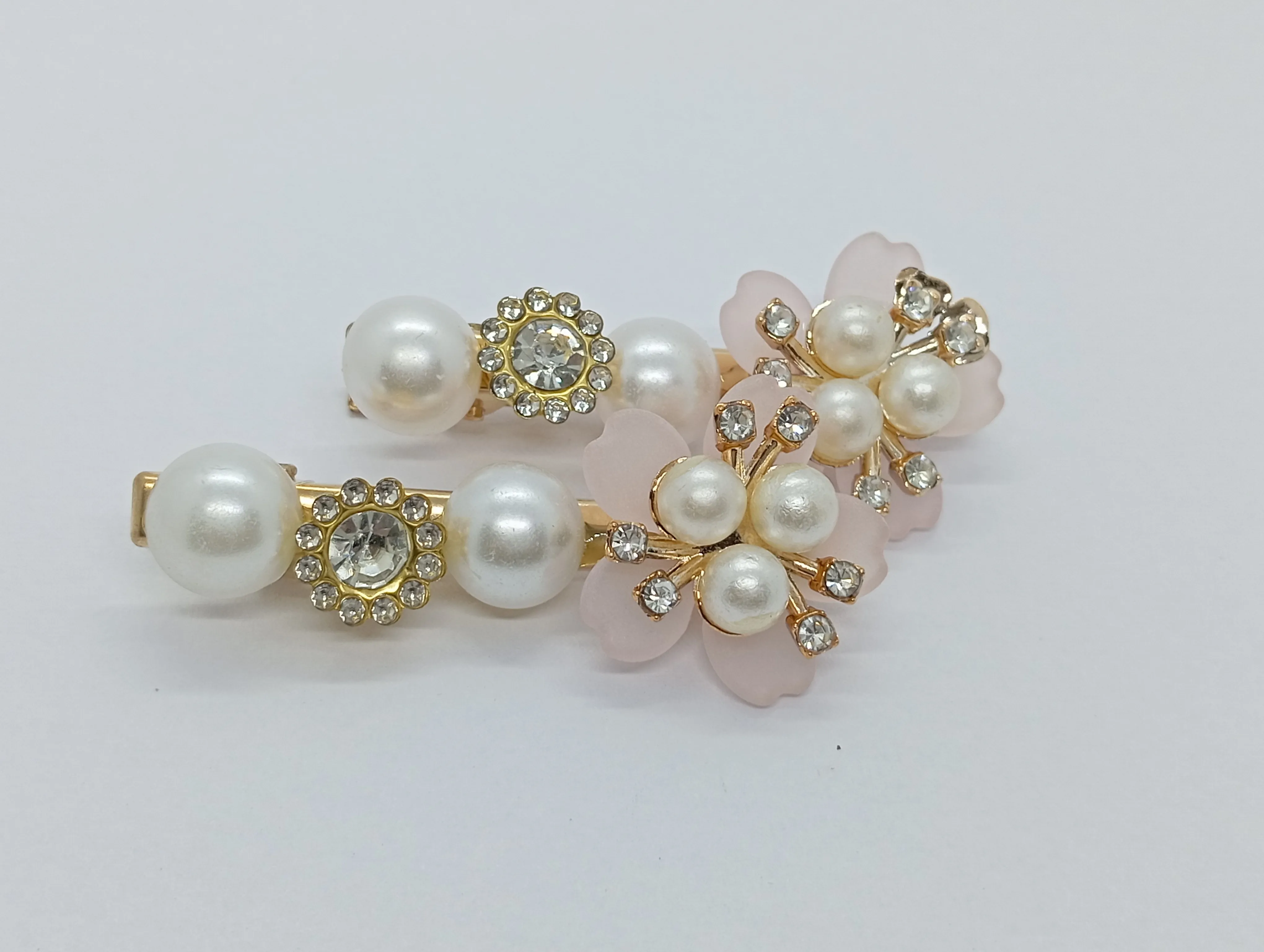 Pearl Flower Hair Clips