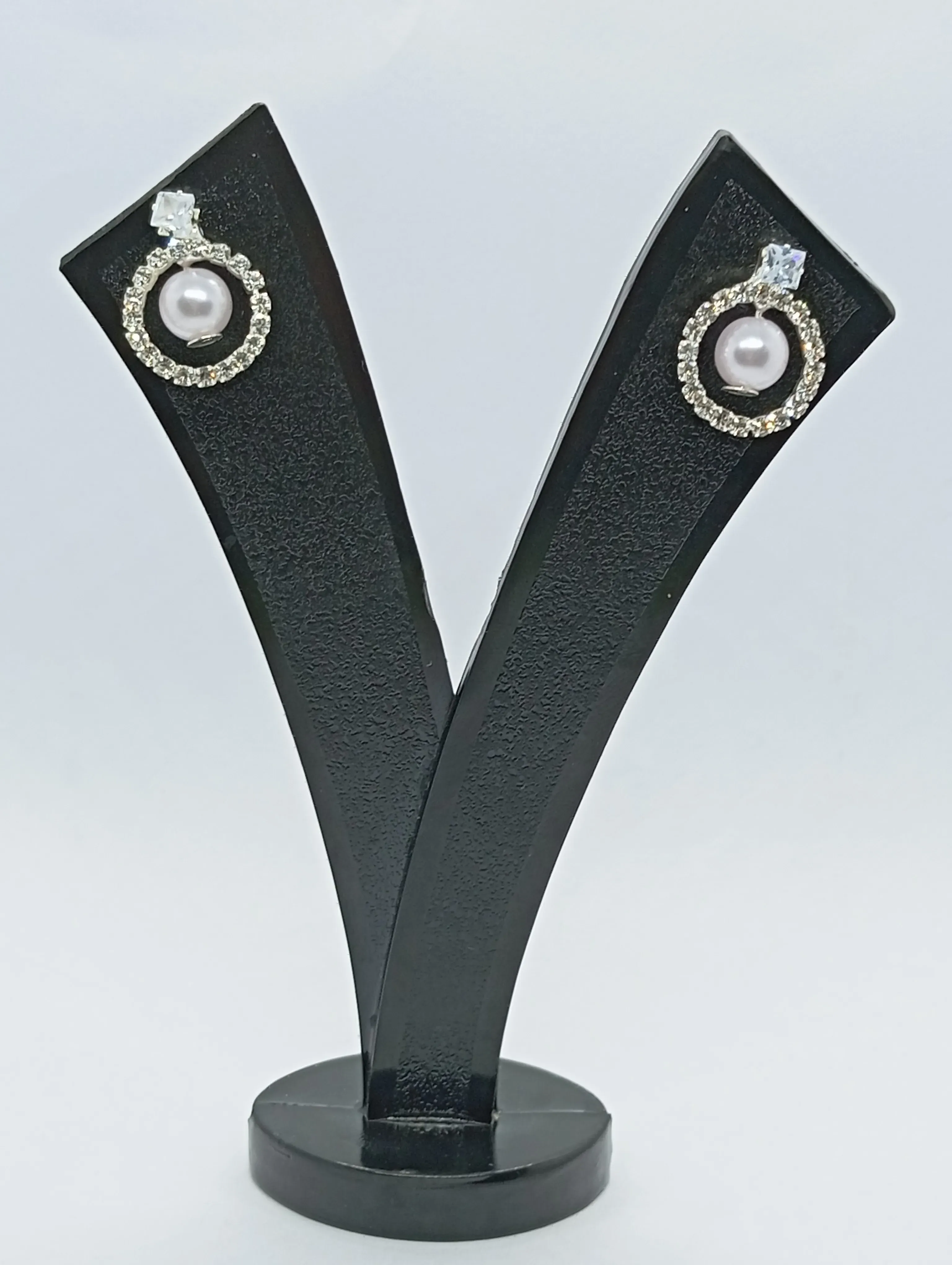 Pearl and Crystal Stud Earrings