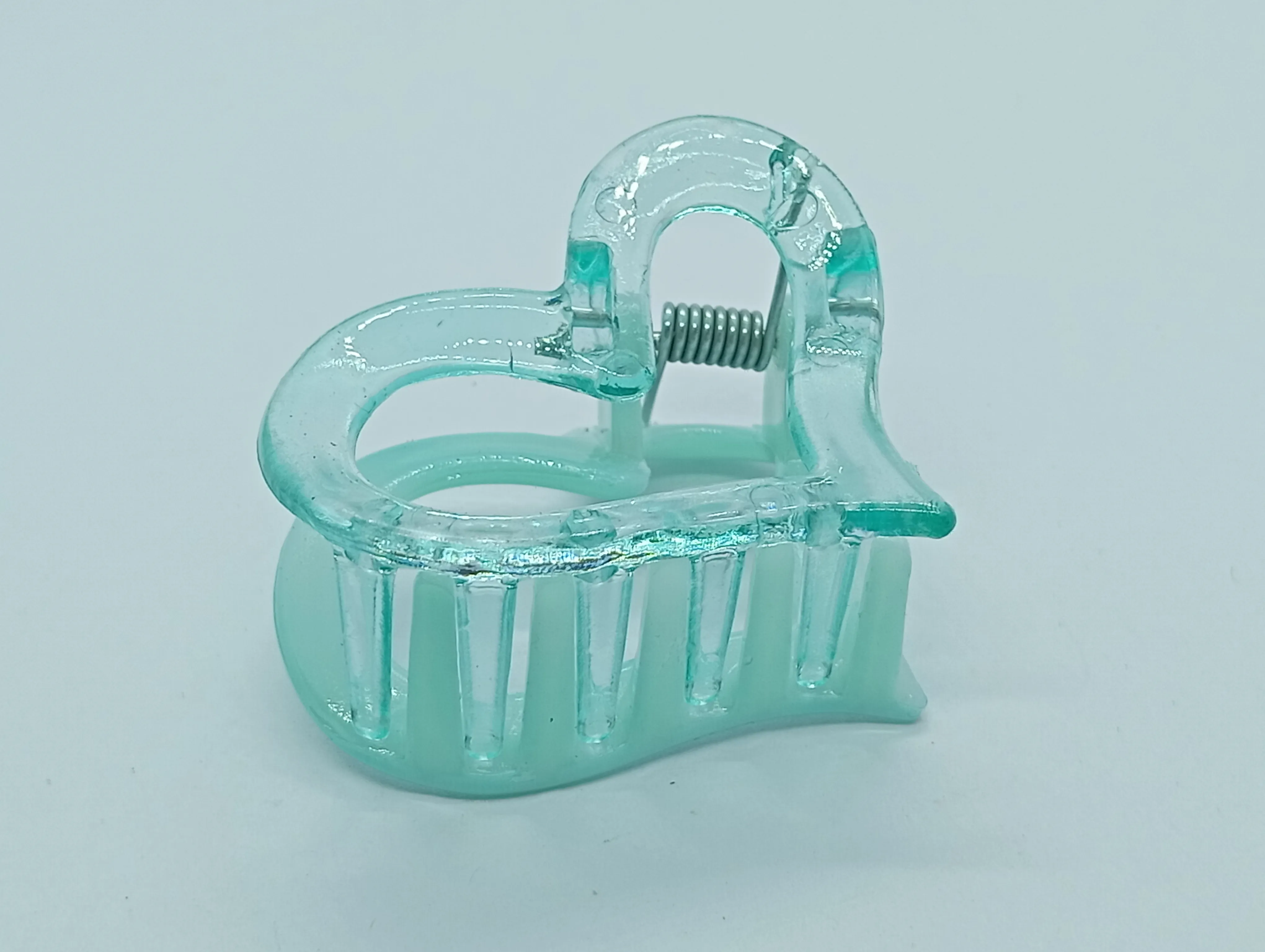 Heart-Shaped Hair Claw Clip