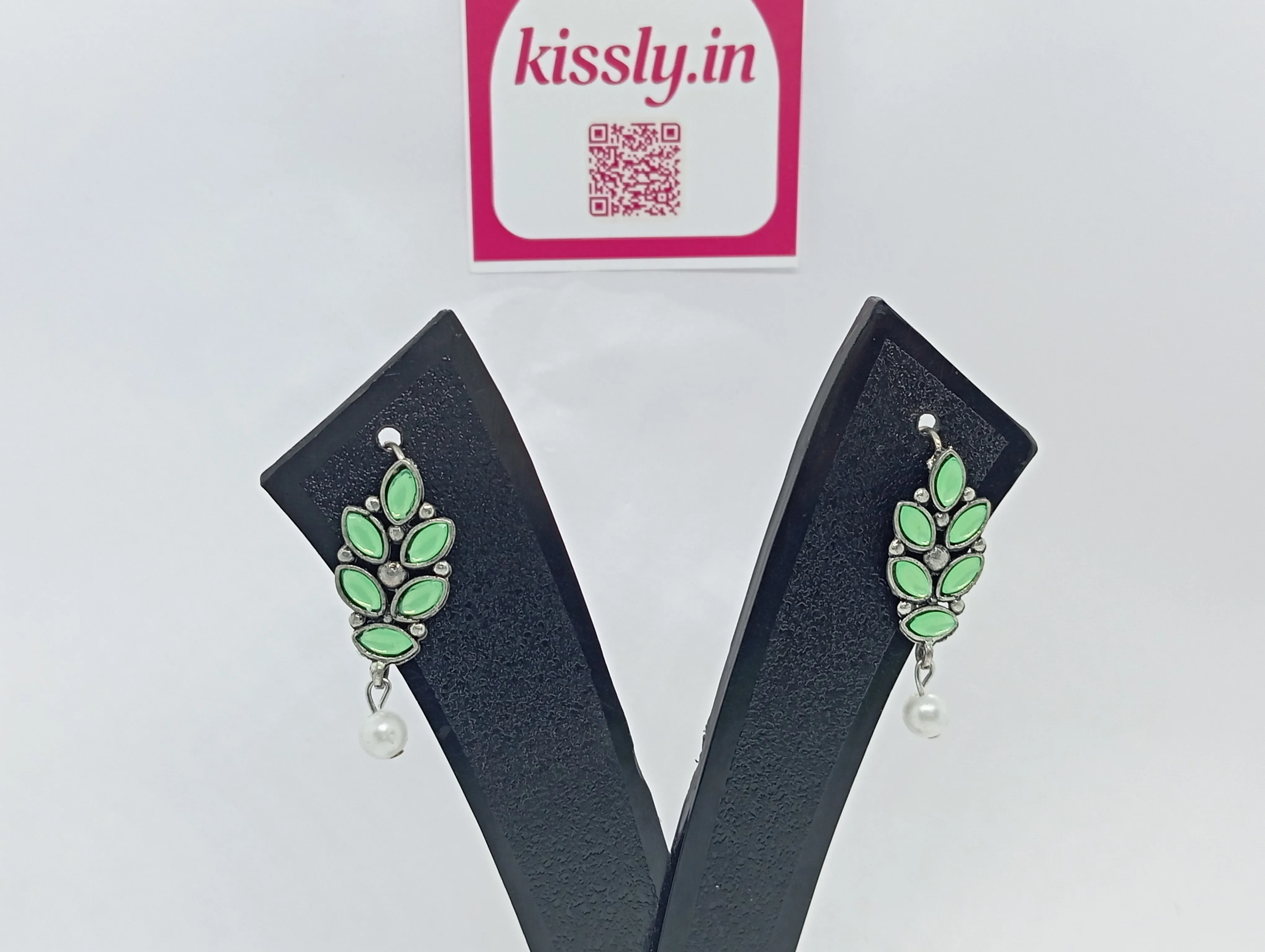 Leaf Design Earrings