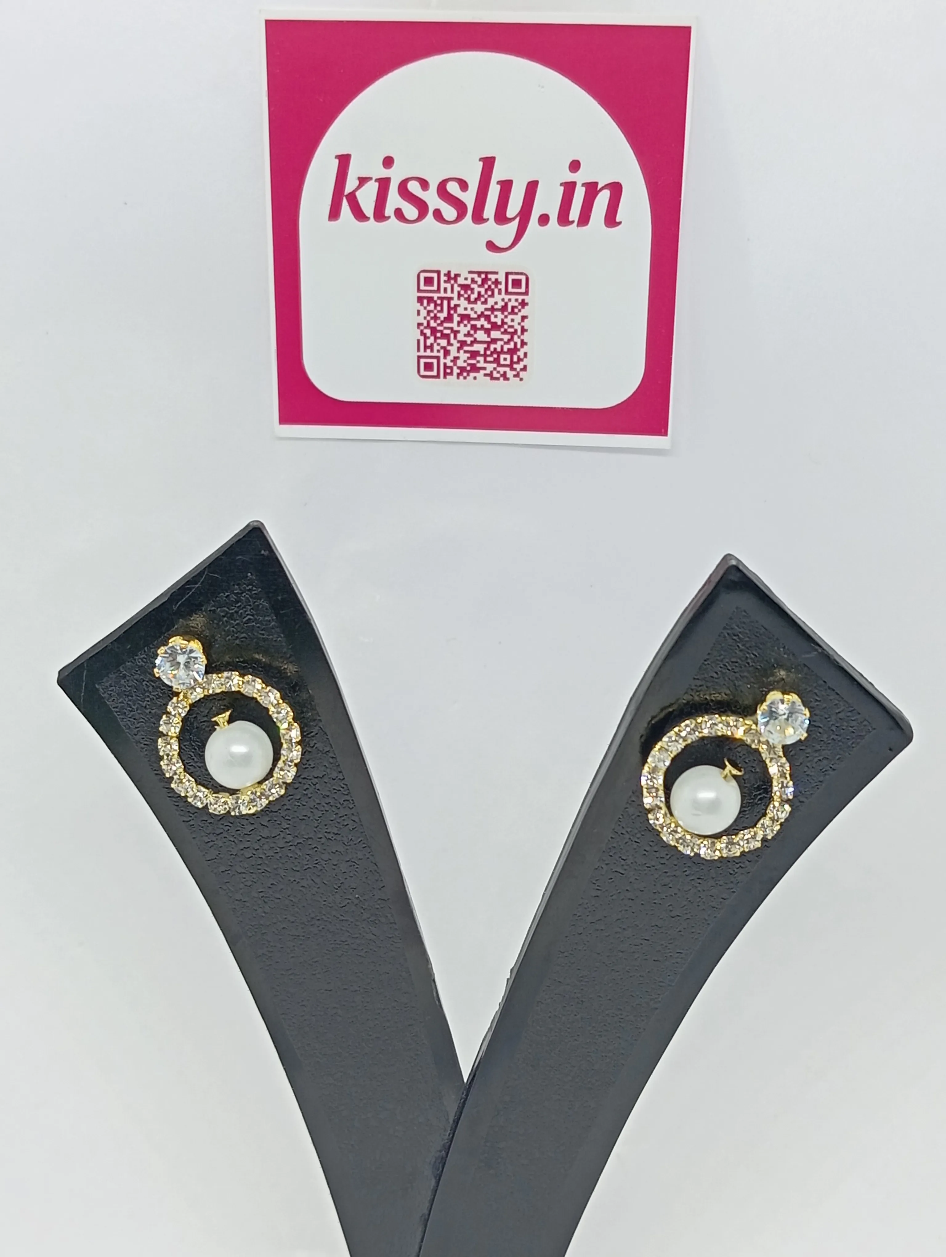 Pearl Rhinestone Drop Earrings
