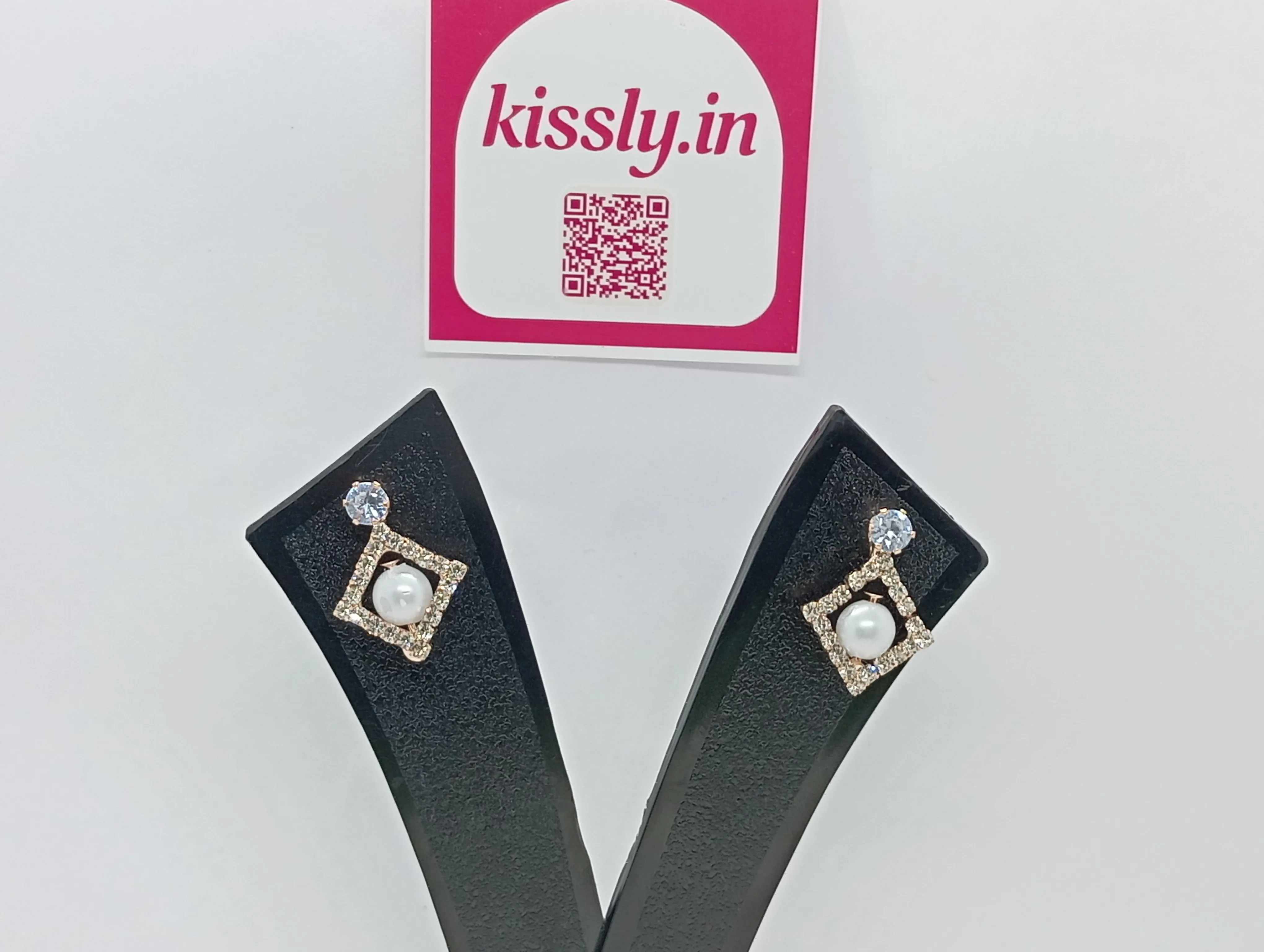 Pearl Rhinestone Drop Earrings