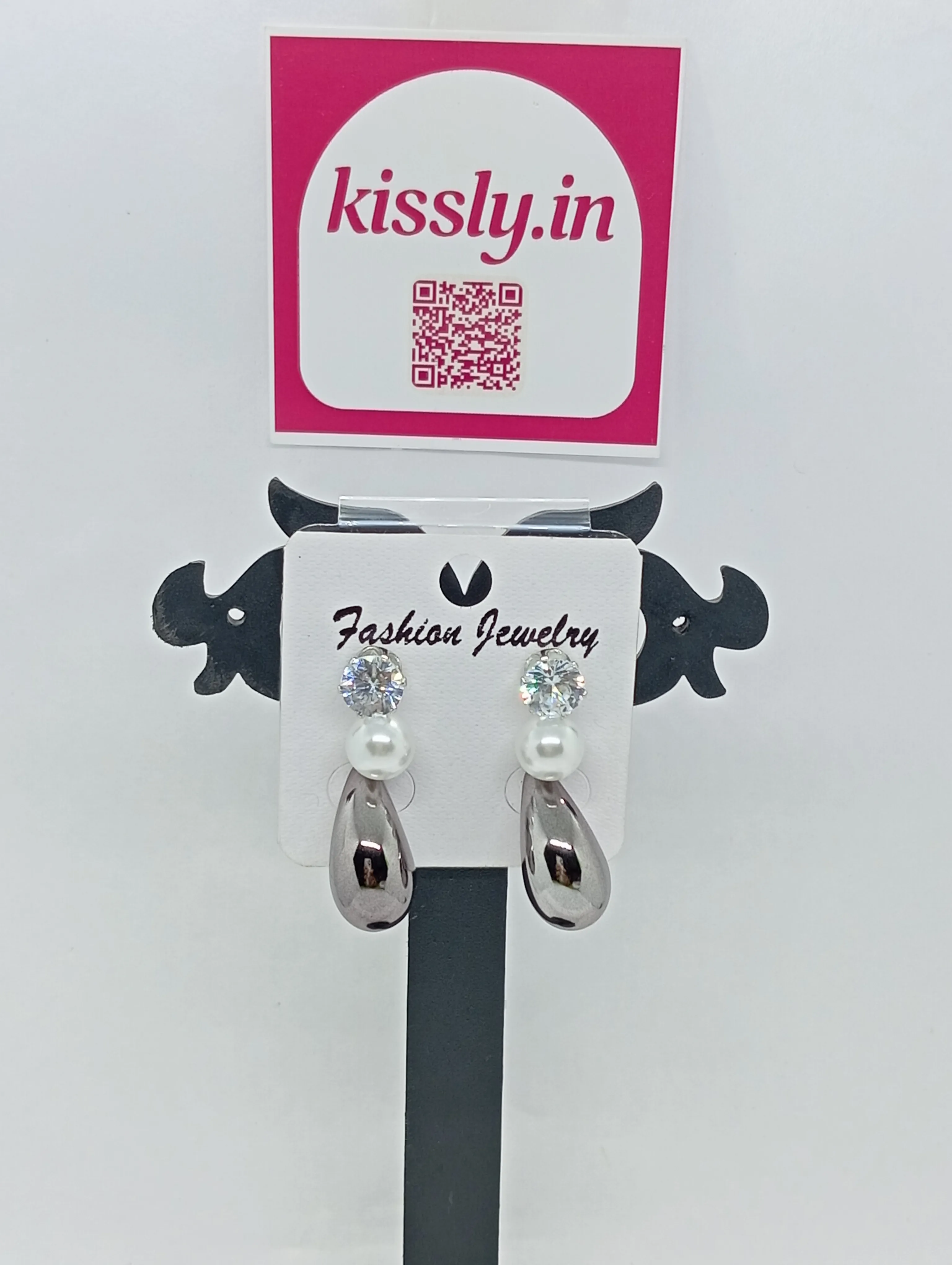 Pearl Drop Earrings