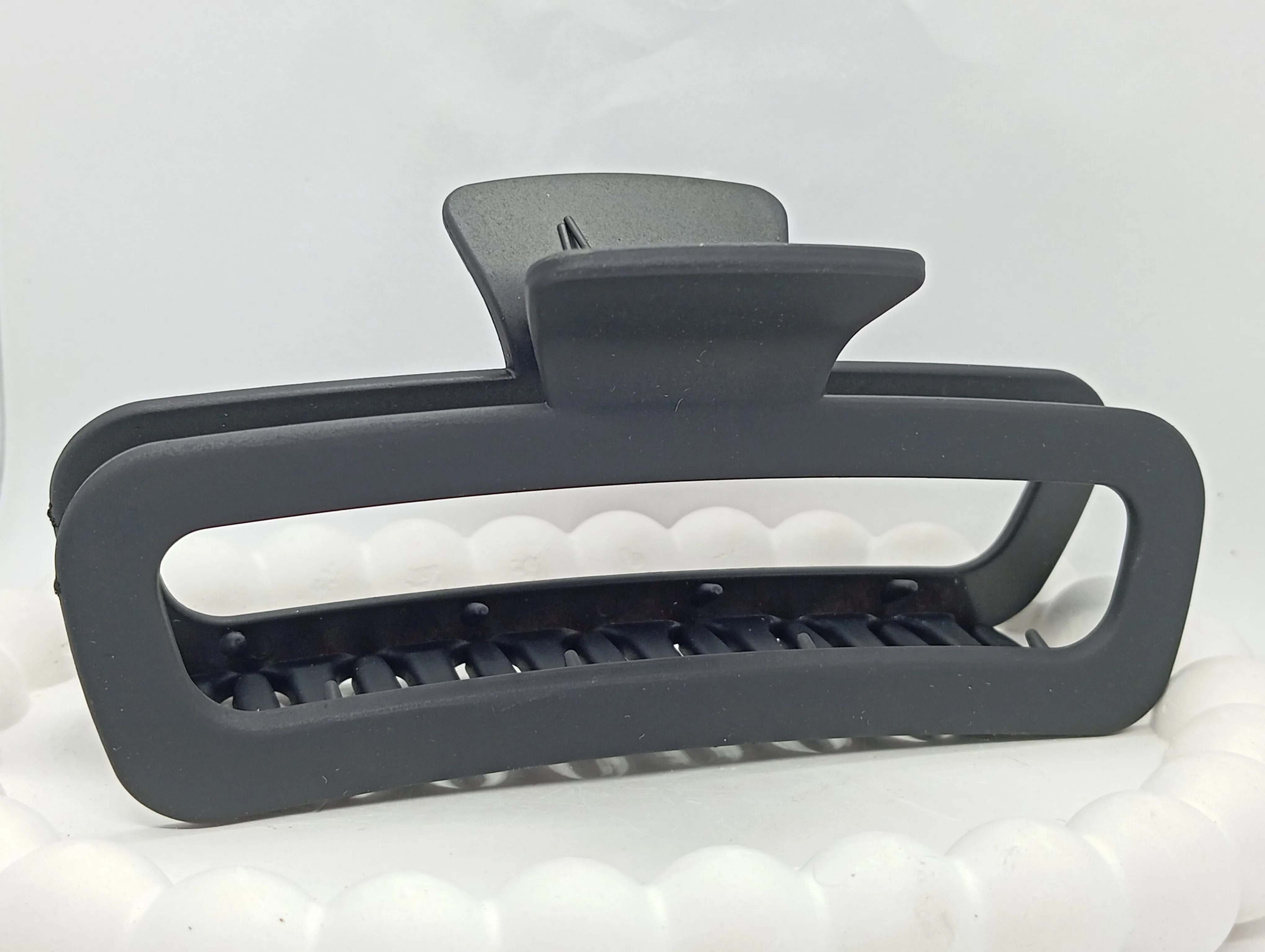 Matte Black Hair Claw Clip