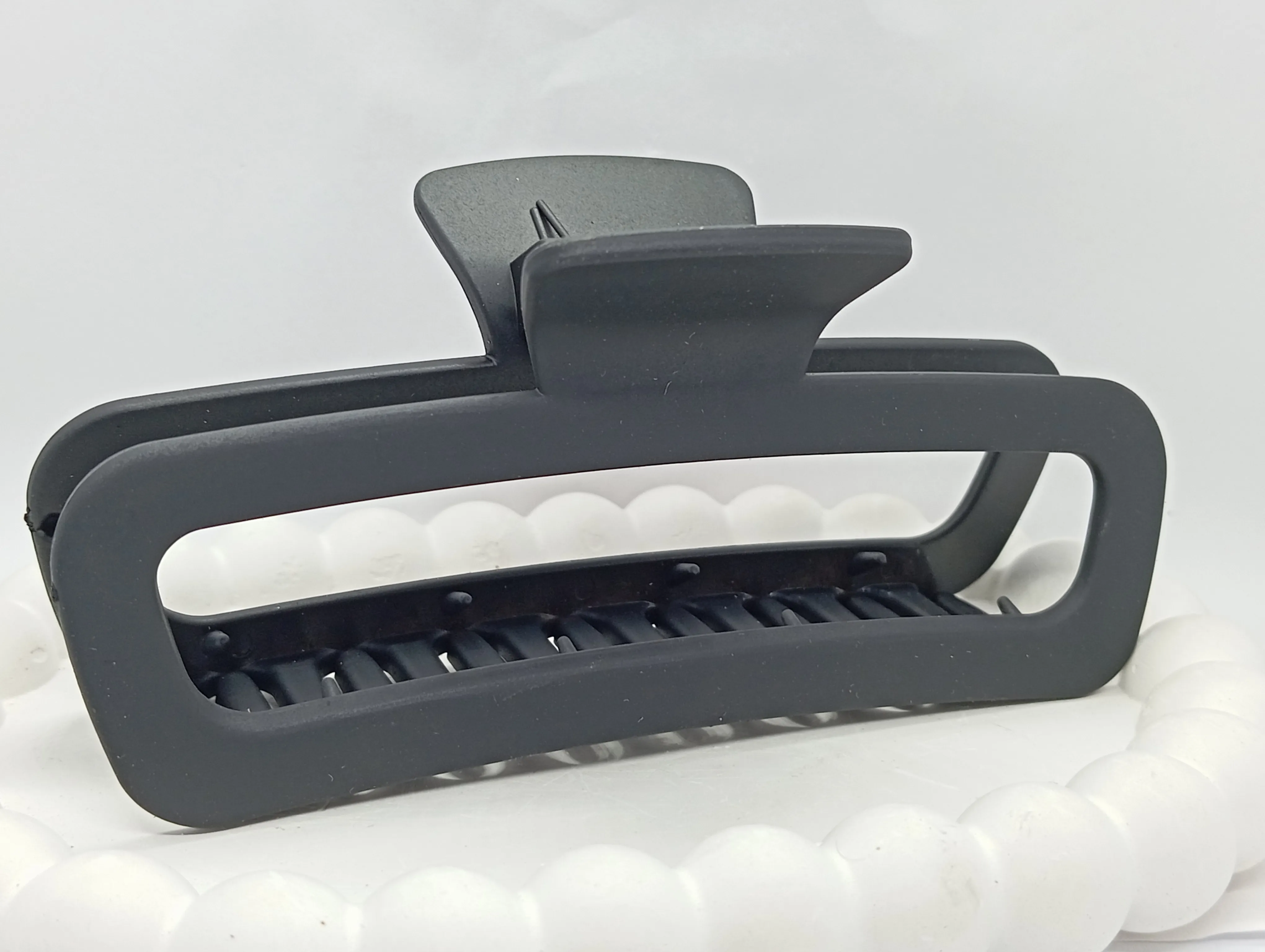 Matte Black Hair Claw Clip