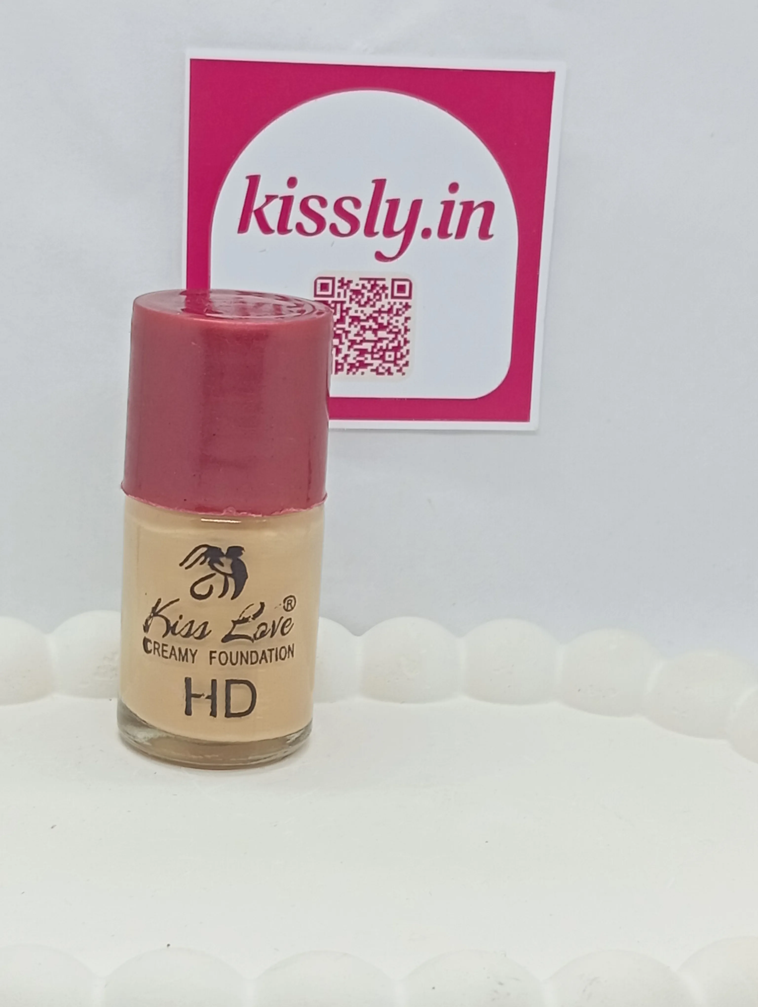 Kiss Love Creamy Foundation HD