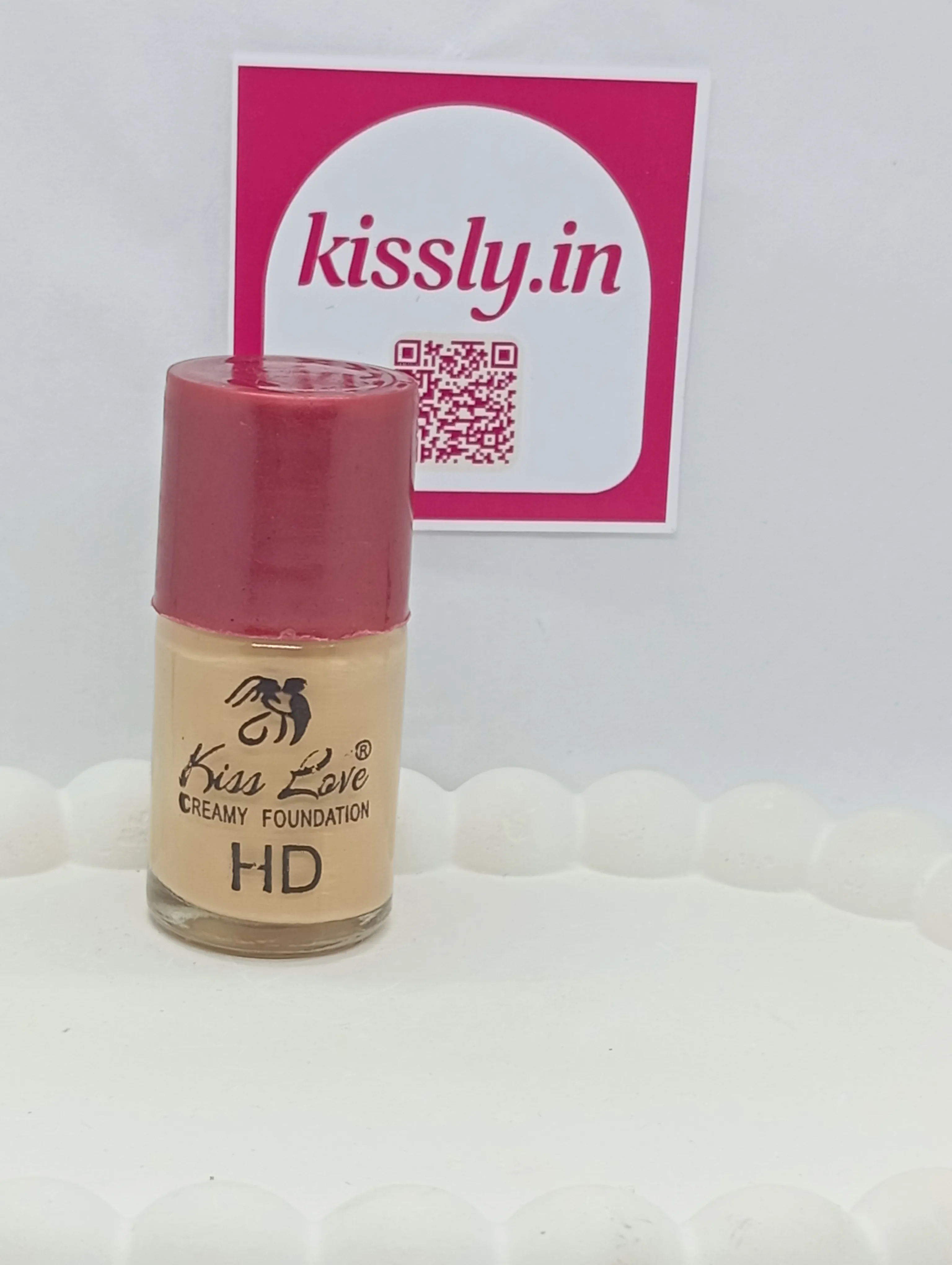 Kiss Love Creamy Foundation HD