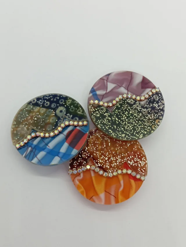 Round Saree Clip