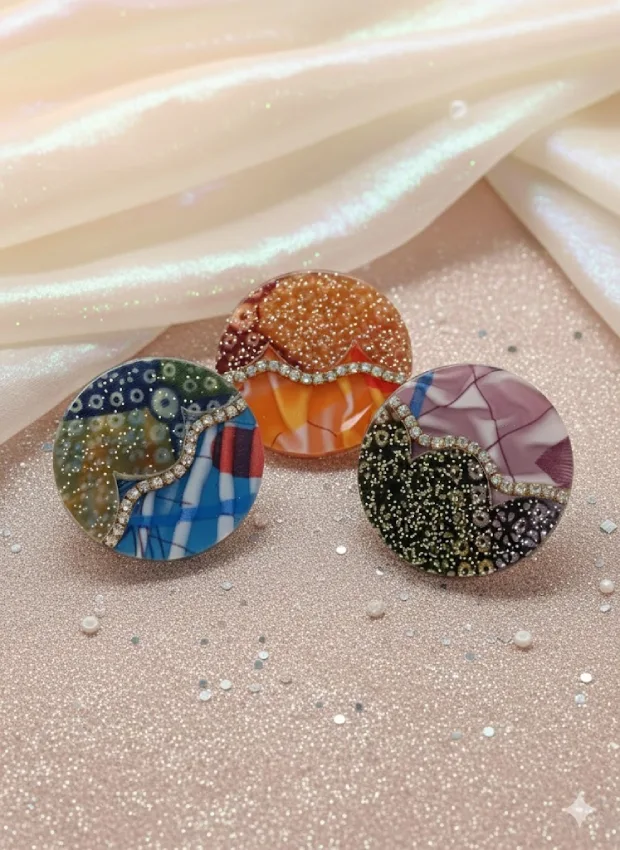 Round Saree Clip