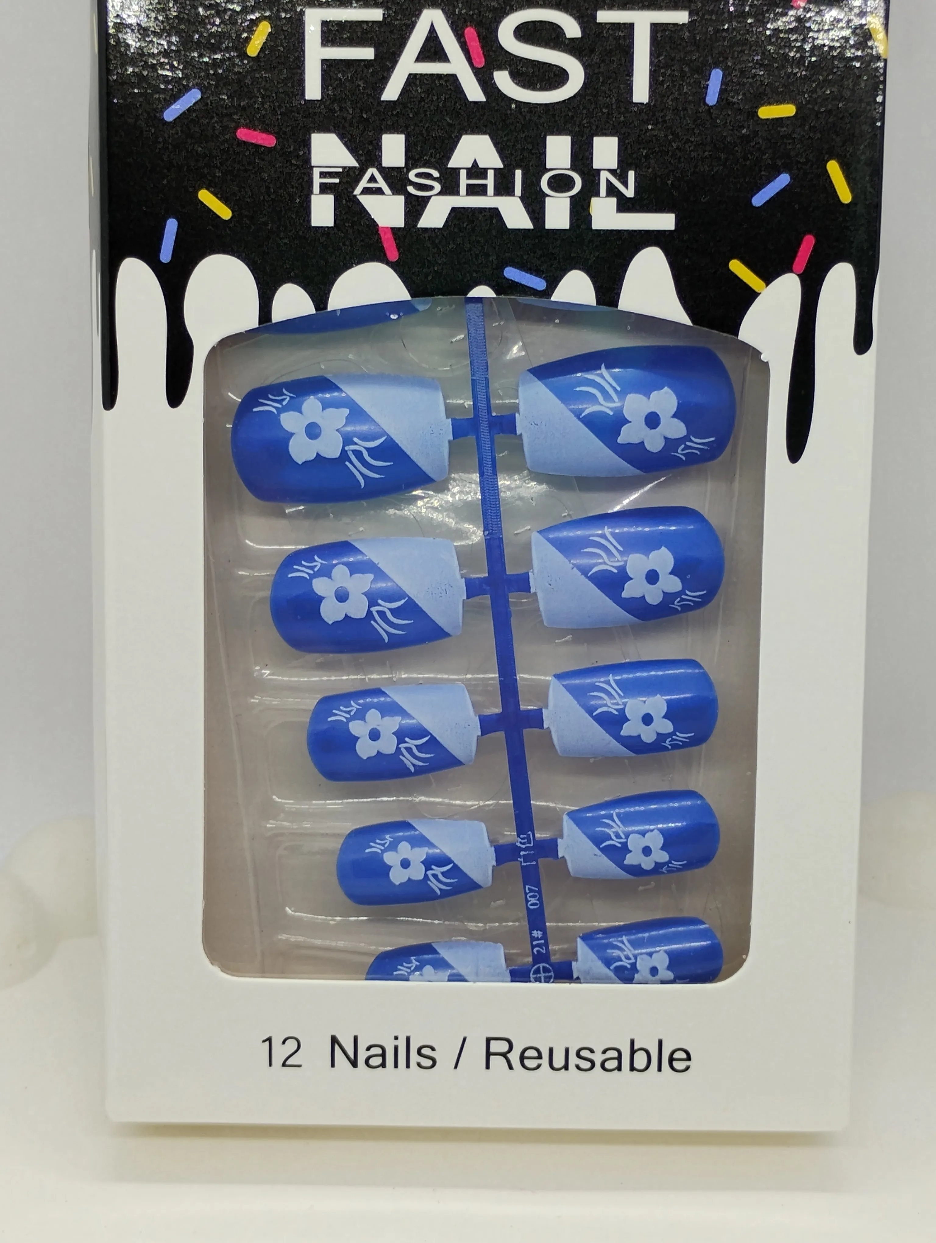 Fast Fashion Reusable Nail Set