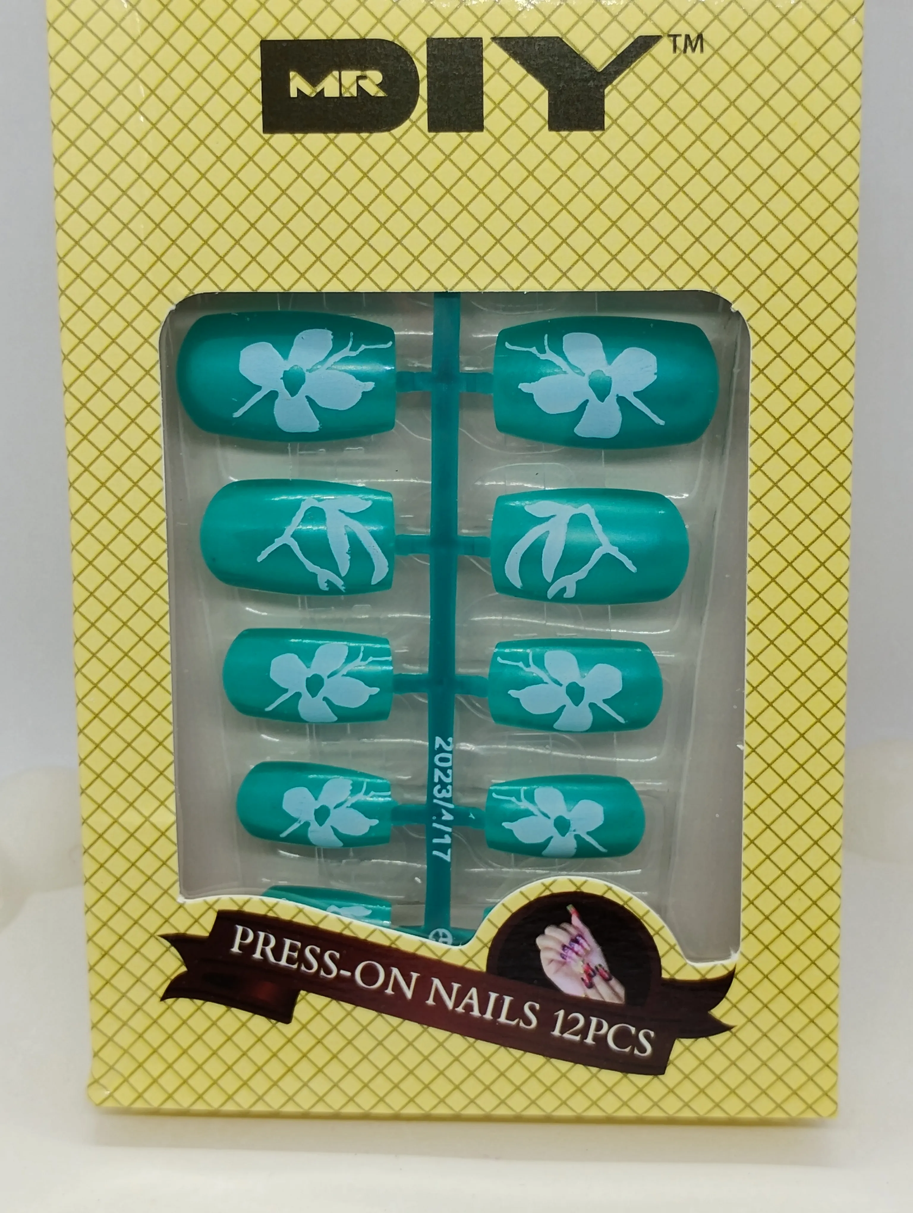 MR DIY Press-On Nails