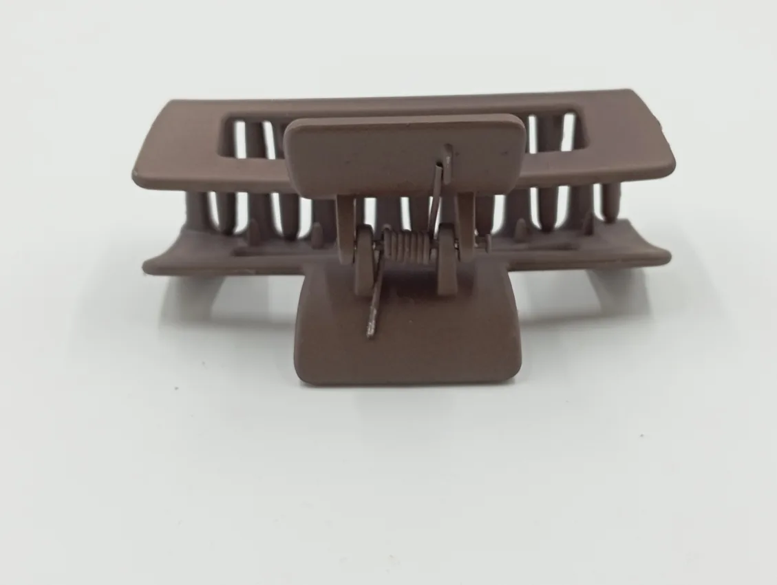 Matte Hair Claw Clip