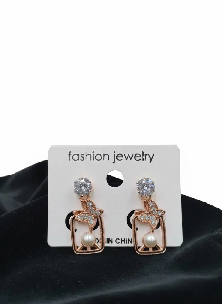 Pearl Drop Earrings