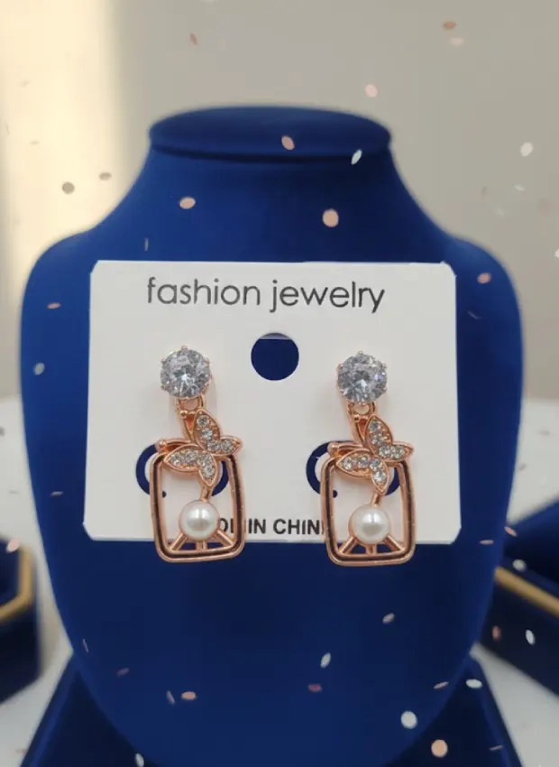 Pearl Drop Earrings