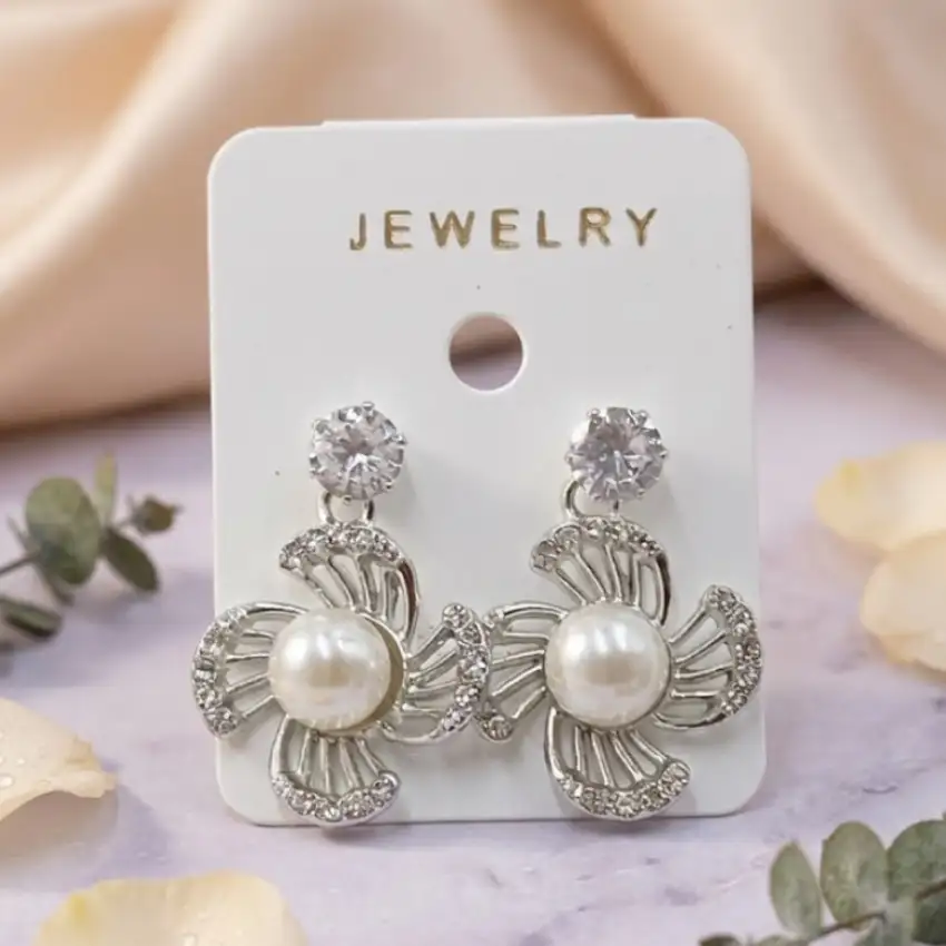 Pearl Flower Stud Earrings