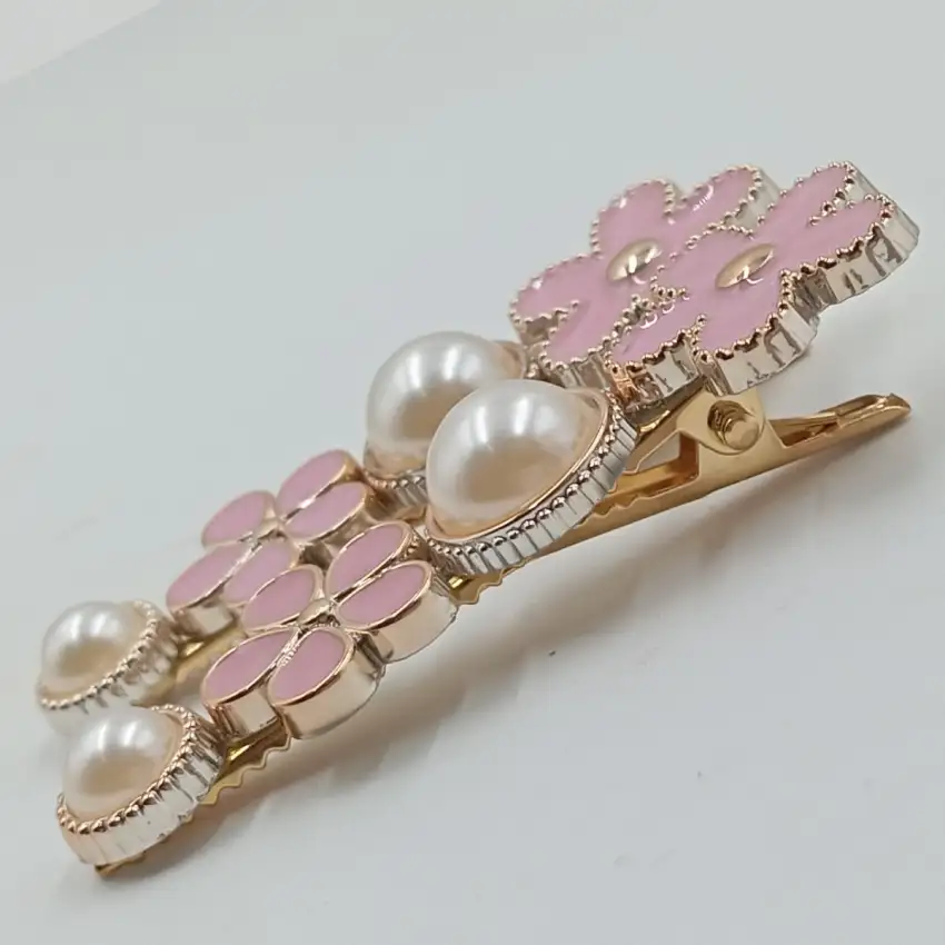 Floral Pearl Hair Clip