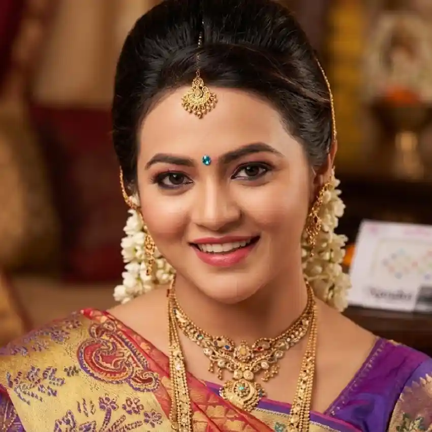 Nandni Fancy Bindi